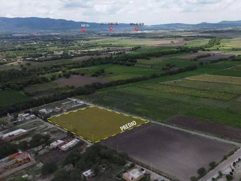 1 Hectárea En La Vivienda — 12 photos