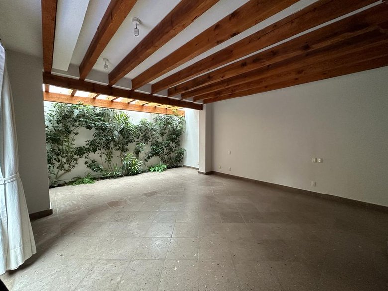 Quinta Sevilla — 9 photos