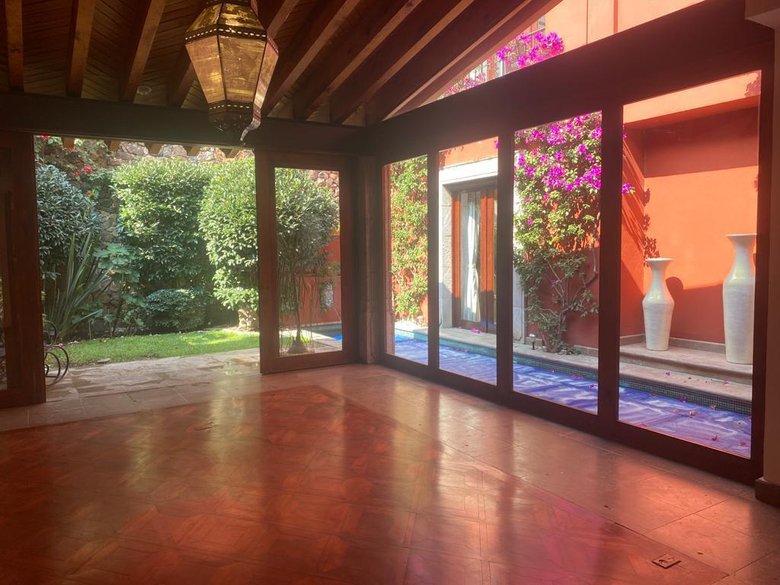 Quinta Sevilla — 13 photos