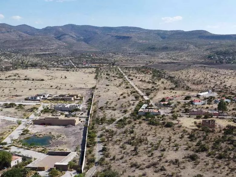 MACRO LOTE ALCOCER — 4 photos