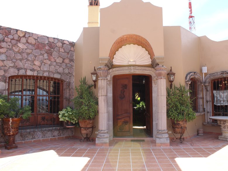 Casa del Águila — 2 photos