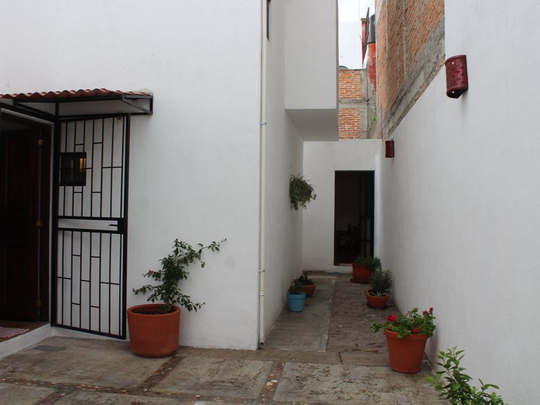CASA INDEPENDENCIA — 4 photos
