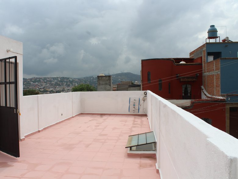 CASA INDEPENDENCIA — 50 photos