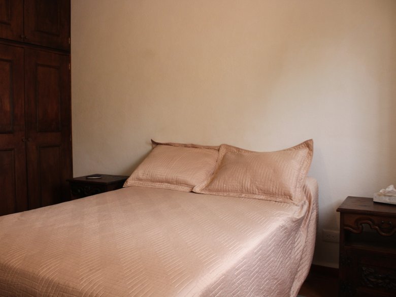 CASA INDEPENDENCIA — 37 photos