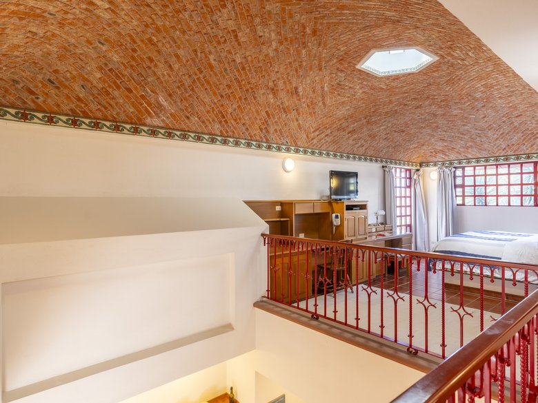 The red door house for rent in las colonias (available Long Term July 2027) — 13 photos