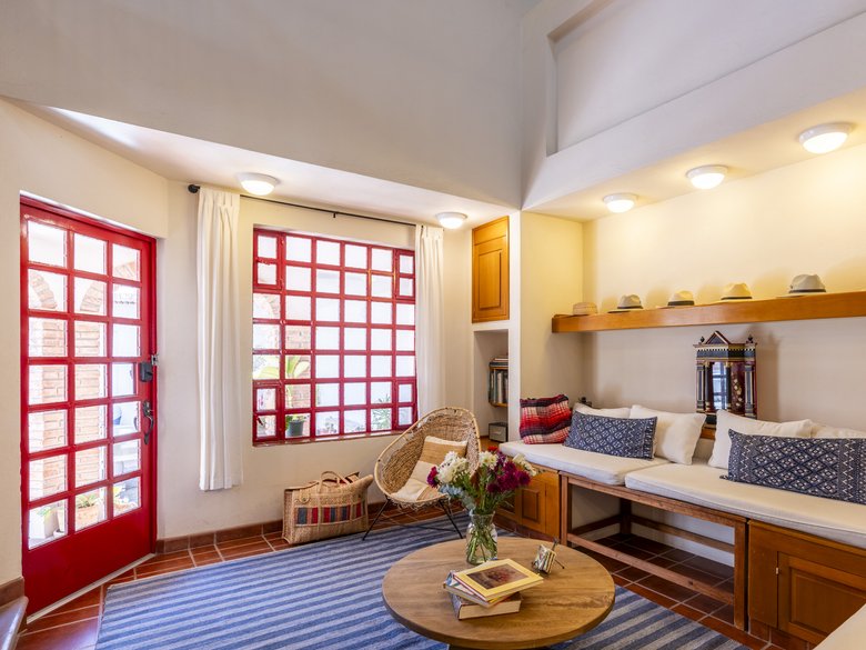 The red door house for rent in las colonias (available Long Term July 2027) — 9 photos