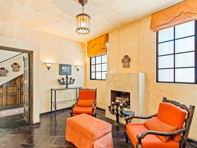 Nueva Casa Azteca - Beautiful 2 BR $1,900 USD — 5 photos