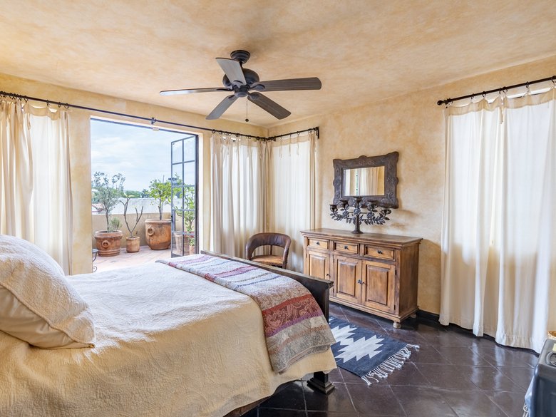 Nueva Casa Azteca - Beautiful 2 BR $1,900 USD — 15 photos