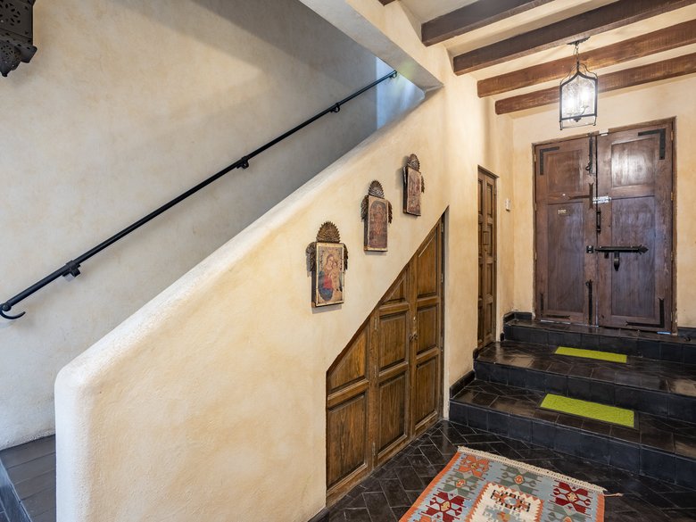 Nueva Casa Azteca - Beautiful 2 BR $1,900 USD — 2 photos