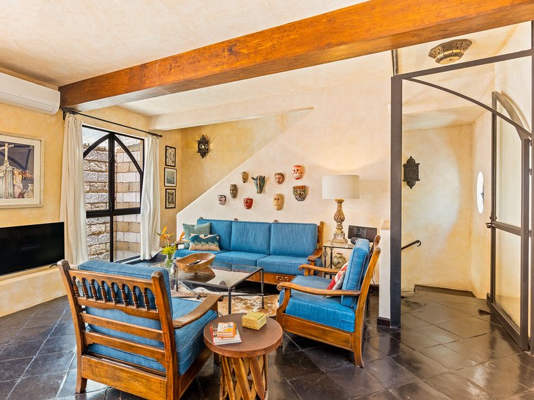 Nueva Casa Azteca - Beautiful 2 BR $1,900 USD — 12 photos
