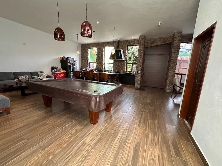 CASA LUZ — 31 photos