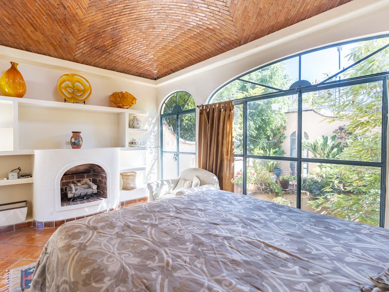 Two houses, one property, excellent location — 54 photos