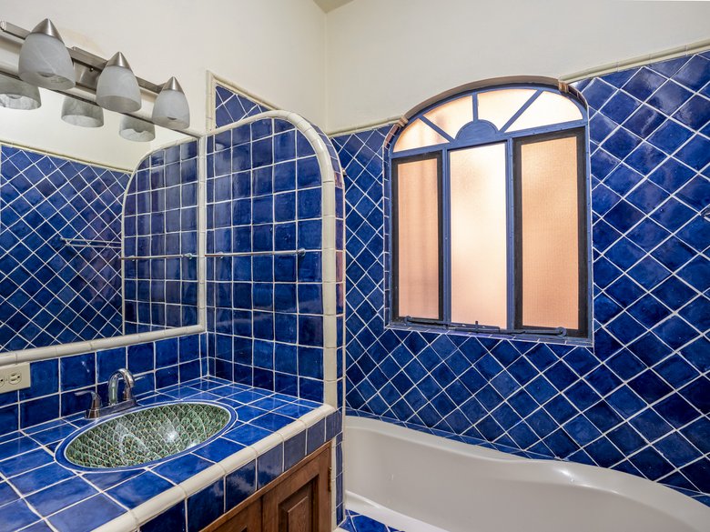 Two houses, one property, excellent location — 39 photos