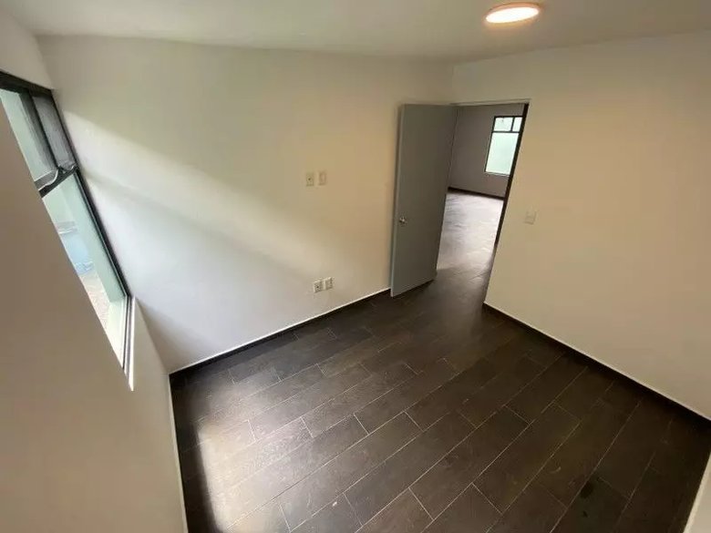 One Level Beautiful Affordable Home — 24 photos