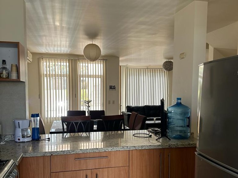 L&M House — 6 photos