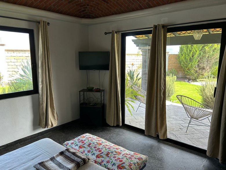 Los Labradores OFF MARKET — 10 photos