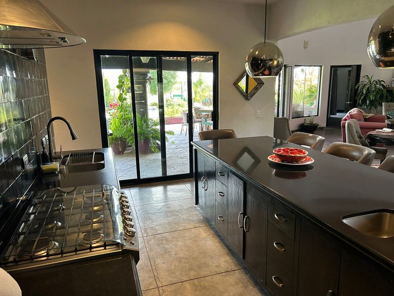 Los Labradores OFF MARKET — 1 photos