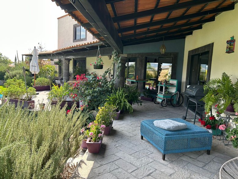 Los Labradores OFF MARKET — 17 photos