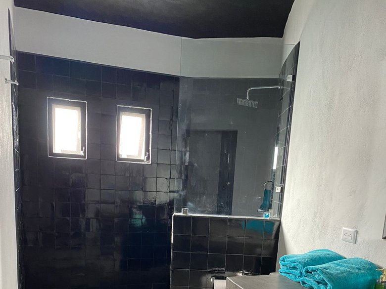 Los Labradores OFF MARKET — 23 photos