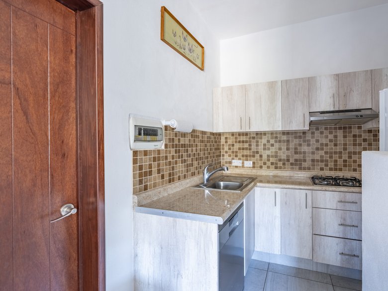 LORELEI HOUSE WITH VIEWS TO THE FAIRWAYS IN GOLF MALANQUIN — 46 photos