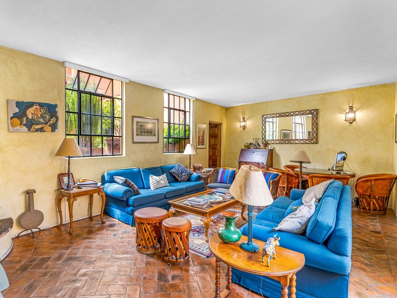 CASA DEL QUIJOTE AVAILABLE MAY 2025 $55,000 MXN — 6 photos