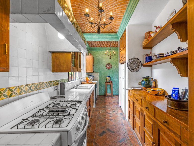CASA DEL QUIJOTE AVAILABLE MAY 2025 $55,000 MXN — 9 photos