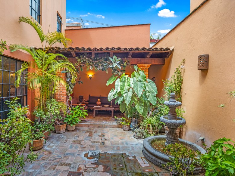 CASA DEL QUIJOTE AVAILABLE MAY 2025 $55,000 MXN — 4 photos