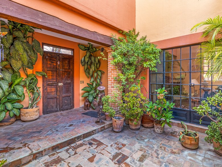 CASA DEL QUIJOTE AVAILABLE MAY 2025 $55,000 MXN — 5 photos