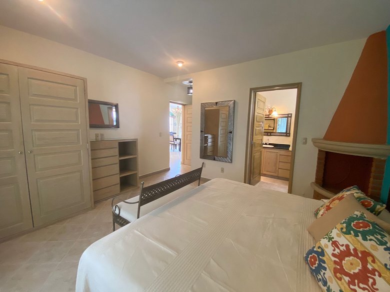 Esperanza Condo: Nice, comfortable and full of light!! — 16 photos