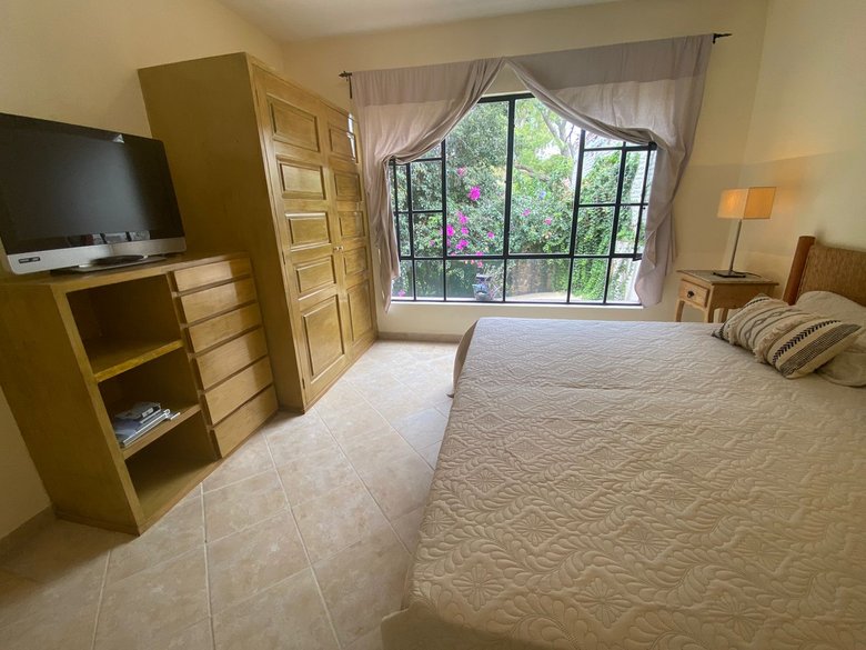 Esperanza Condo: Nice, comfortable and full of light!! — 17 photos