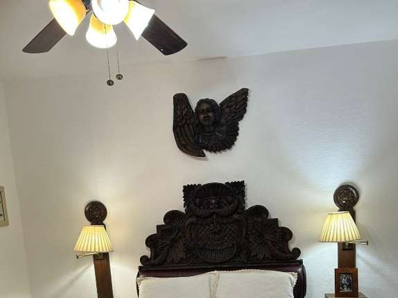 Tesoro House — 12 photos