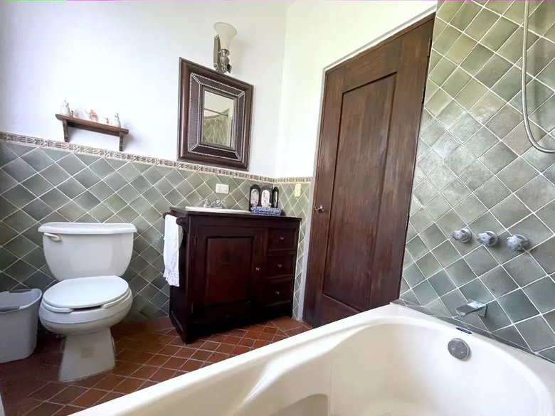 Tesoro House — 21 photos