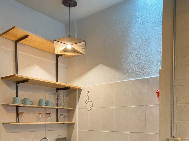 Charming One-Bedroom Apartment with Rooftop Access in CENTRO Area! — 3 photos