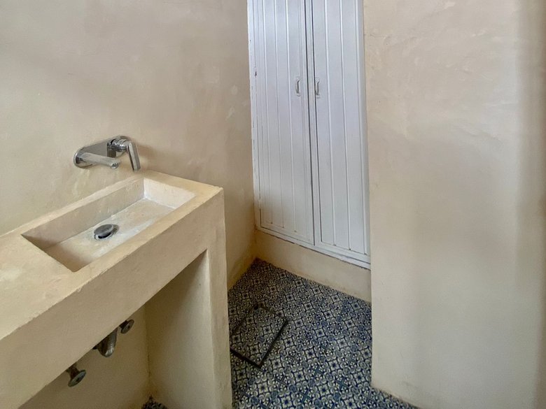 Unfurnished Apartment for rent. 3 minutes walk to la Parroquia!Best Location. — 11 photos