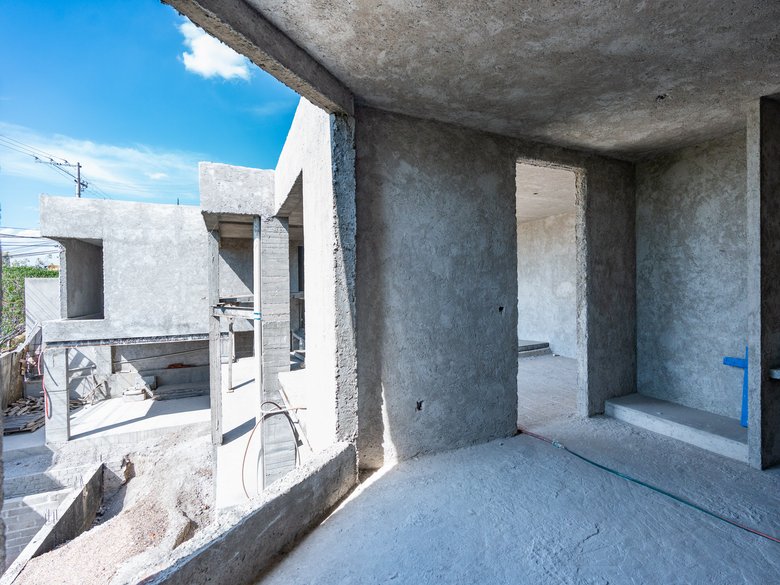 Excellent opportunity for customization of an attractive contemporary project — 29 photos