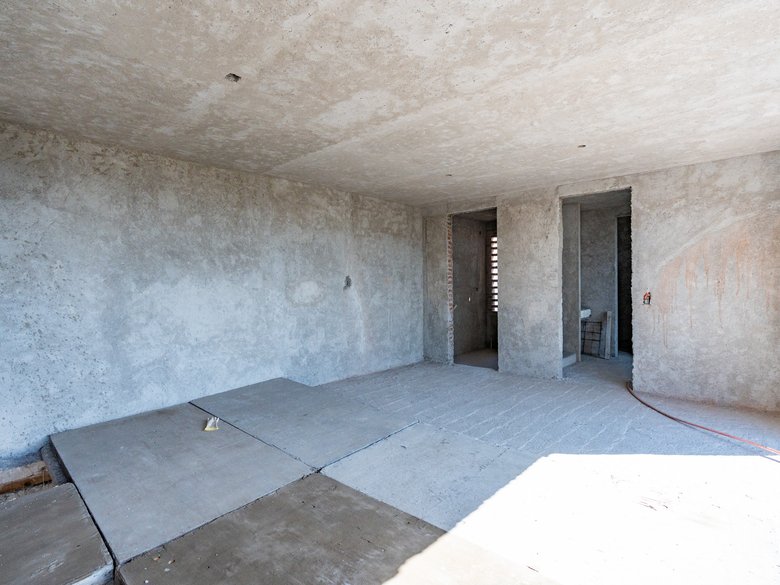 Excellent opportunity for customization of an attractive contemporary project — 25 photos