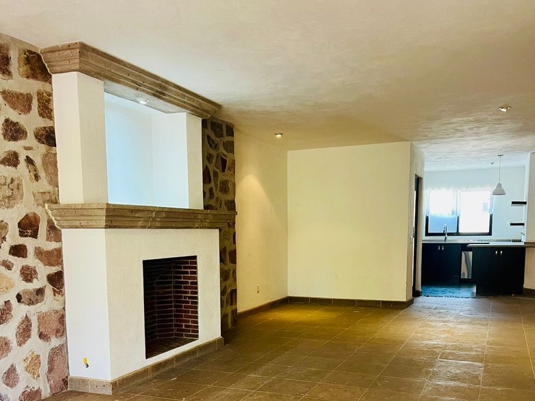 Escape to El Secreto: 2 Bedroom Condo for Rent — 6 photos