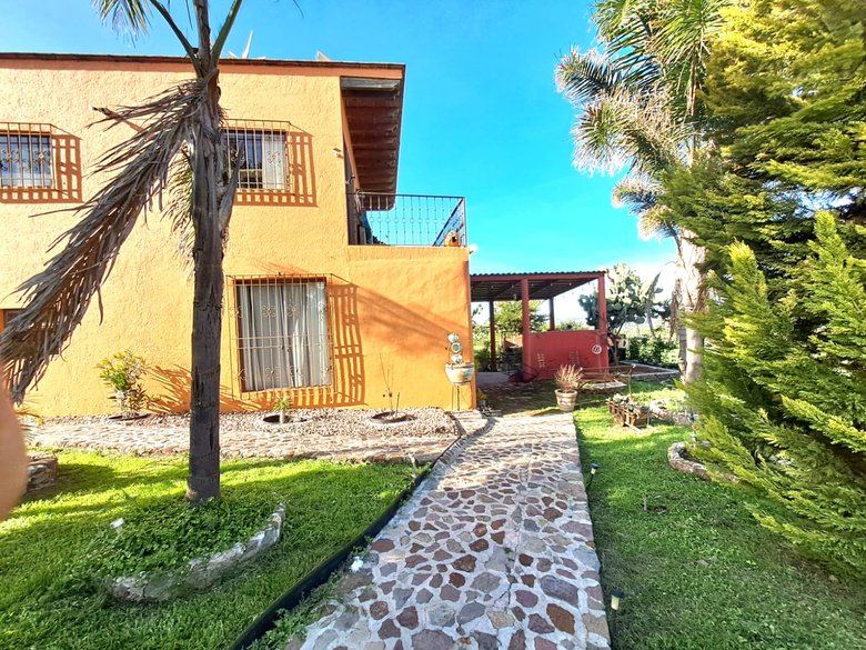 Casa Paloelú — 2 photos