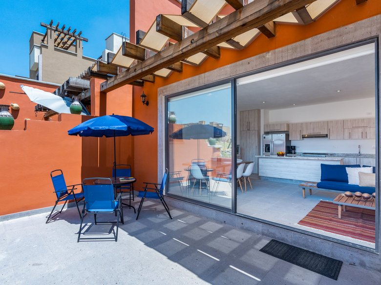 Casa Mía — 22 photos