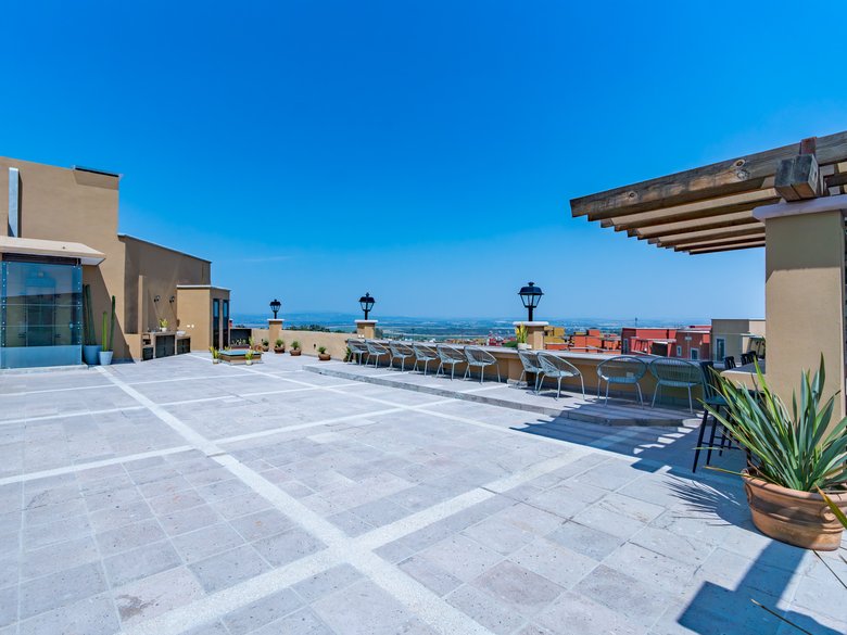 Casa Mía — 36 photos