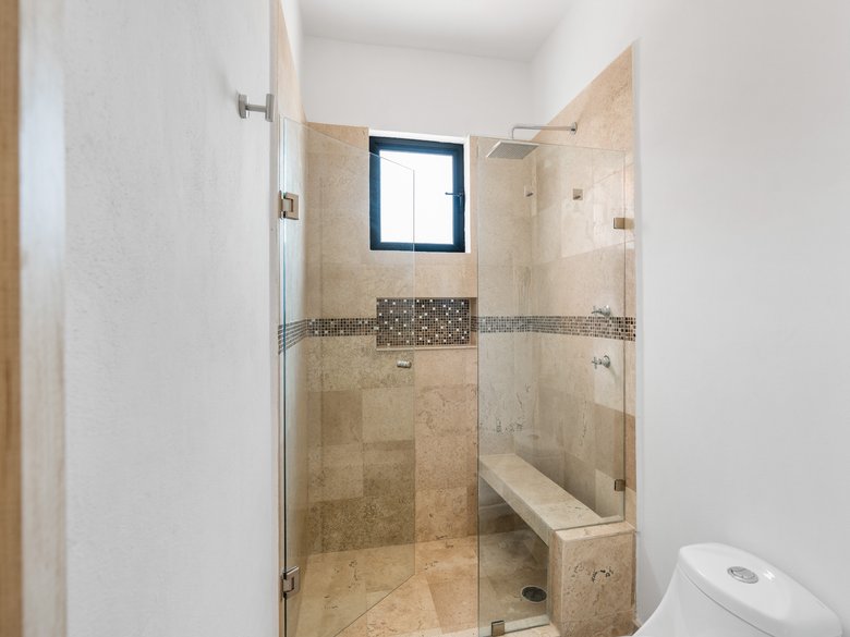 Casa Mía — 13 photos