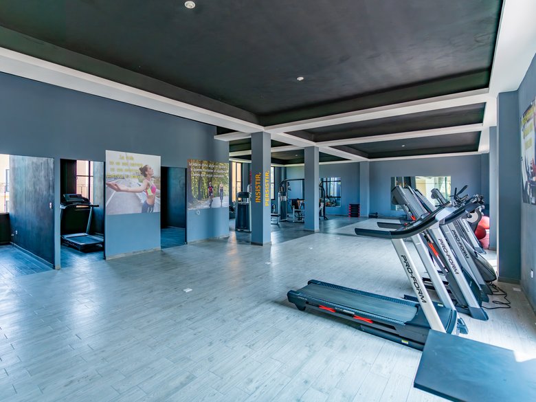 Casa Mía — 32 photos