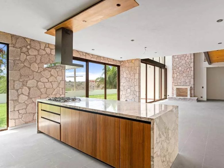 Casa Piedra — 31 photos