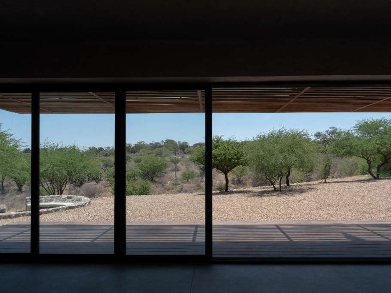 Estrato House — 7 photos