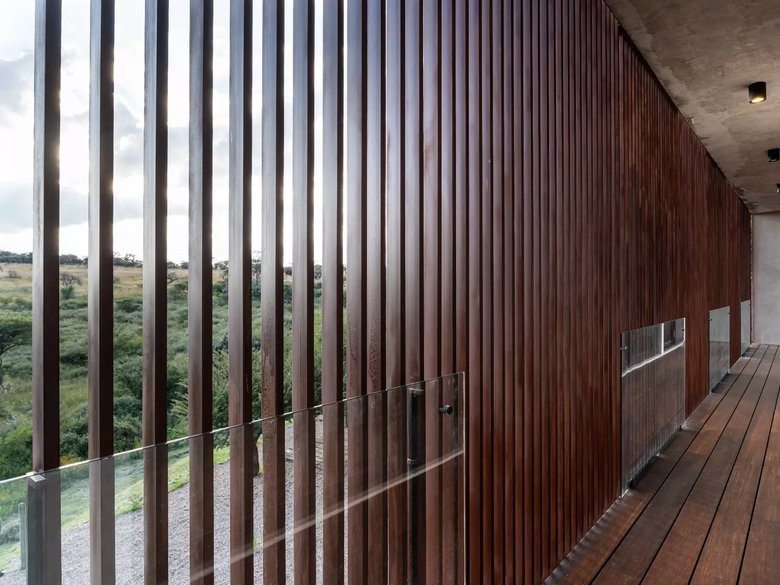 Estrato House — 27 photos