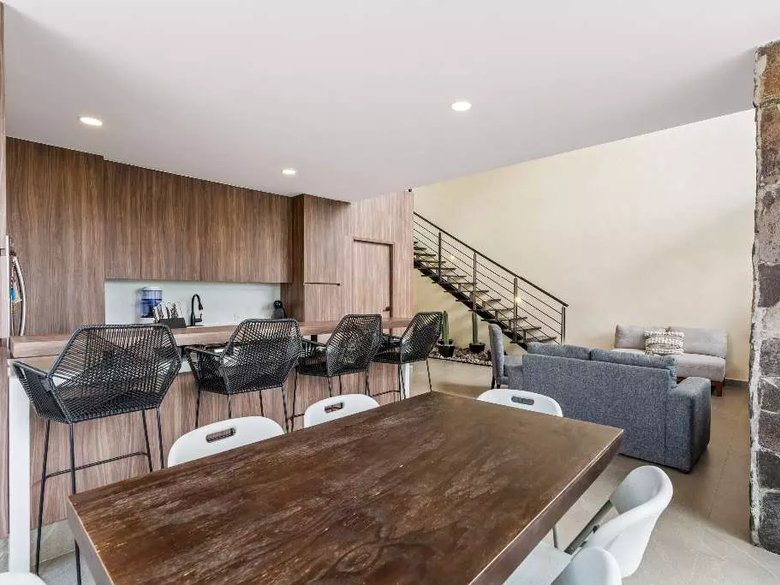 Casa Blanca Zirandaro — 24 photos