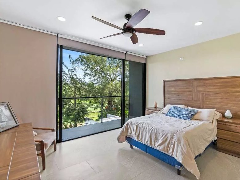 Casa Blanca Zirandaro — 18 photos