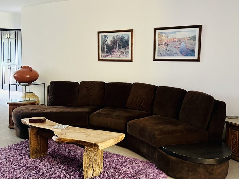 2 Bedroom Condo for Rent in El Secreto Residential — 2 photos