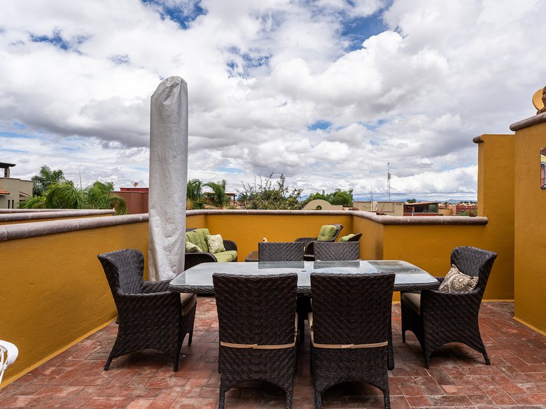 El Secreto Upper Floor Condo — 15 photos