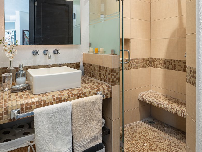 El Secreto Upper Floor Condo — 9 photos